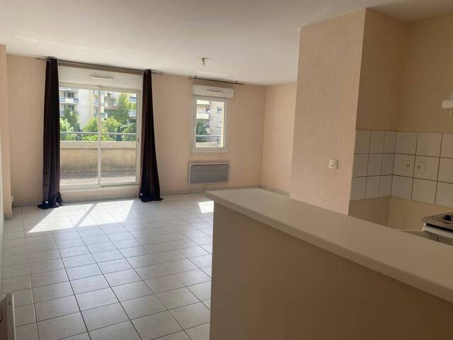 Location appartement t1 35 m² à Rodez (12000) BOURRAN