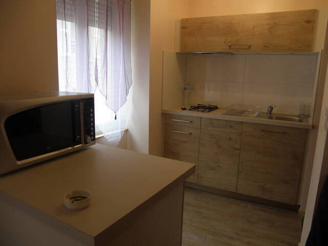 Location appartement t1 bis 2 pièces 30 m² à Rignac (12390)