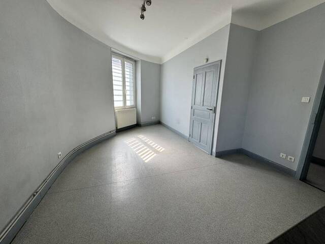 Location appartement t1 bis 2 pièces 35 m² à Rodez (12000)