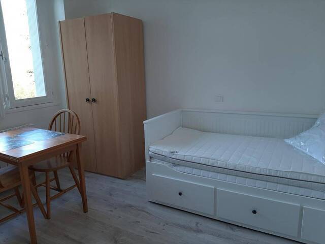 Location appartement studio 1 pièce 16 m² à Rodez (12000)