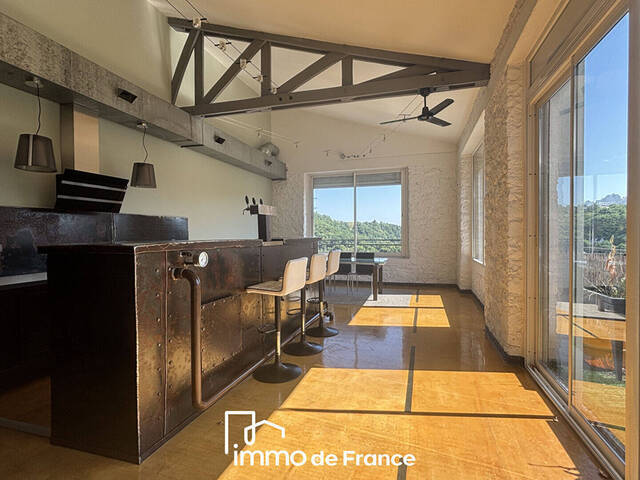 Vente Appartement 4 pièces 213.03 m² Rodez (12000)