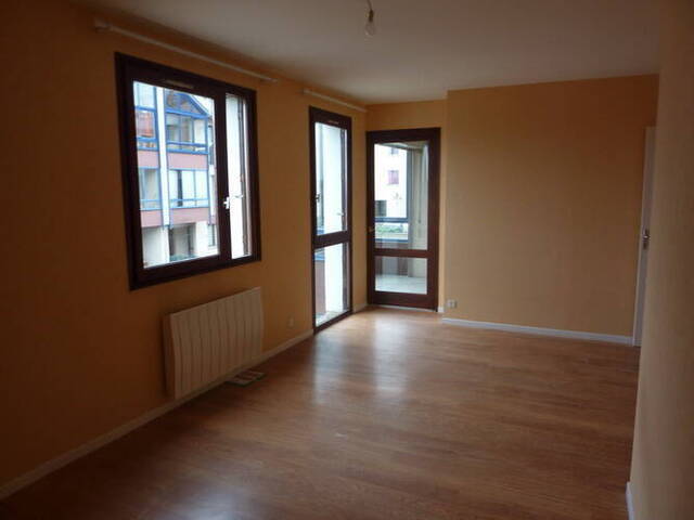 Location appartement t3 66 m² à Rodez (12000)