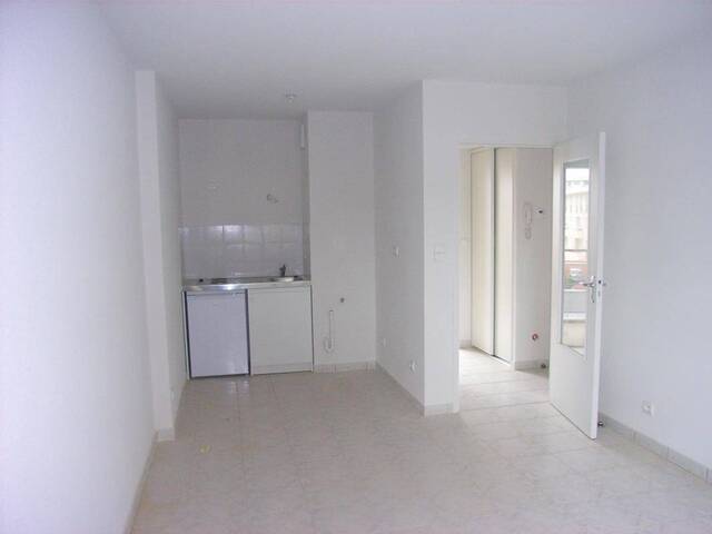Location appartement t1 bis 2 pièces 36 m² à Rodez (12000)