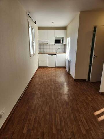 Location appartement t1 24 m² à Le Monastère (12000)