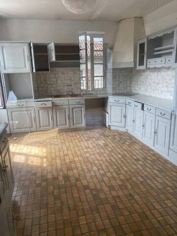 Vente Appartement t2 99 m² Villefranche-de-Rouergue (12200)