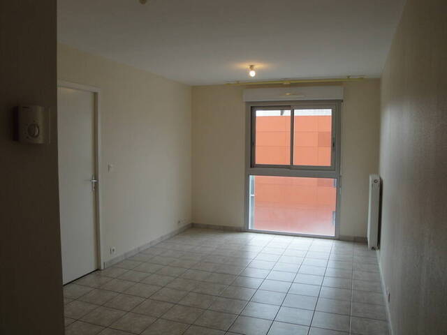 Location appartement t1 bis 2 pièces 32 m² à Rodez (12000)