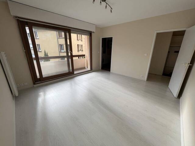 Location appartement t1 27 m² à Rodez (12000)