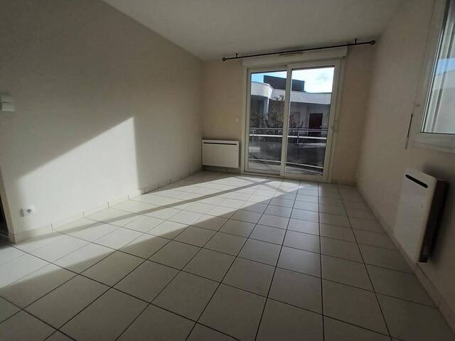Location appartement t1 bis 2 pièces 33 m² à Rodez (12000)