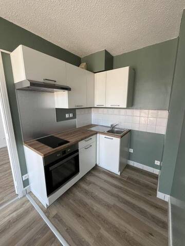 Location appartement t1 bis 2 pièces 34 m² à Rodez (12000)