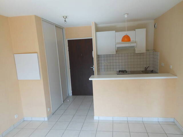 Location appartement t1 bis 2 pièces 31 m² à Rodez (12000)