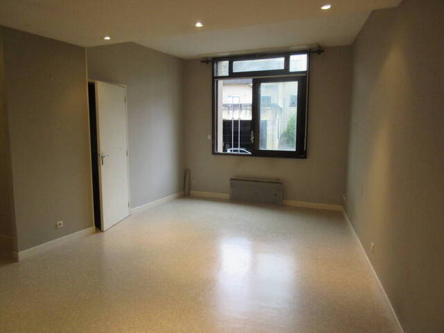 Location appartement t1 bis 2 pièces 51 m² à Rodez (12000)