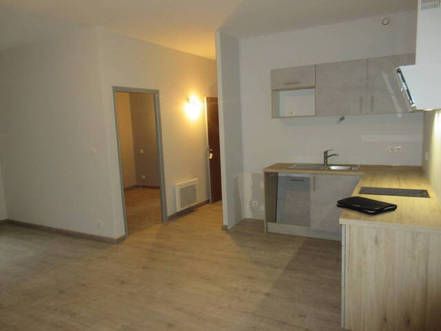 Location appartement t1 bis 2 pièces 42 m² à Rodez (12000)