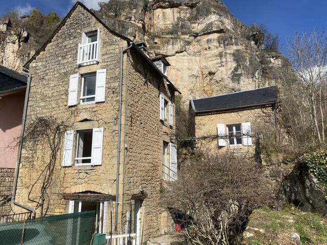 Location maison individuelle 4 pièces 65 m² à Salles-la-Source (12330)