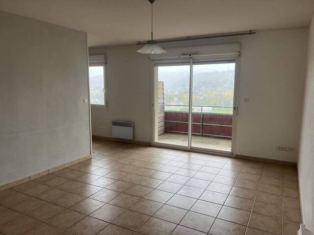 Location Appartement t2 45 m² Villefranche-de-Rouergue (12200)