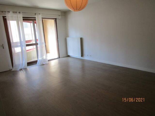 Location appartement t3 76 m² à Rodez (12000)