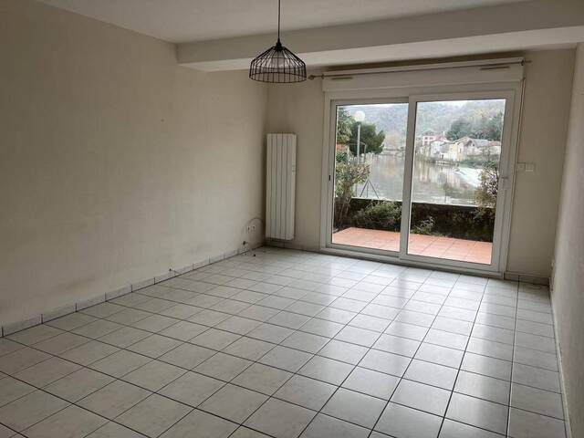 Location appartement t3 77 m² à Villefranche-de-Rouergue (12200)