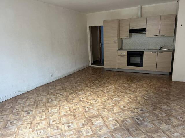 Location Appartement studio 1 pièce 25 m² Villefranche-de-Rouergue (12200)