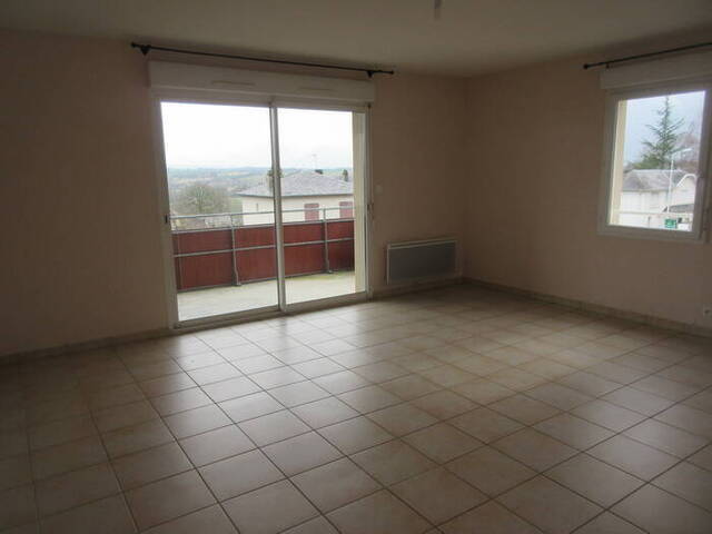 Location appartement t2 46 m² à Montbazens (12220)
