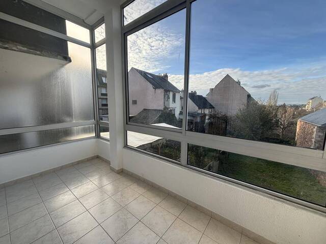 Location appartement t1 bis 2 pièces 29 m² à Rodez (12000)