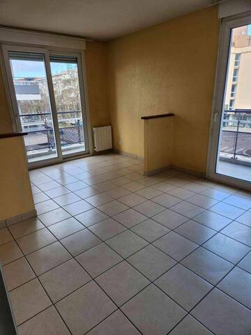 Location appartement t1 bis 2 pièces 38 m² à Rodez (12000)