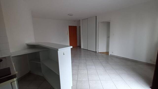 Location appartement t1 bis 2 pièces 42 m² à Rodez (12000)