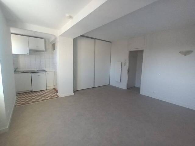 Location appartement studio 1 pièce 26 m² à Rodez (12000)