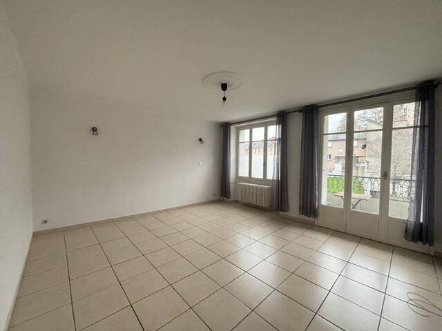 Location appartement t3 68 m² à Rodez (12000)
