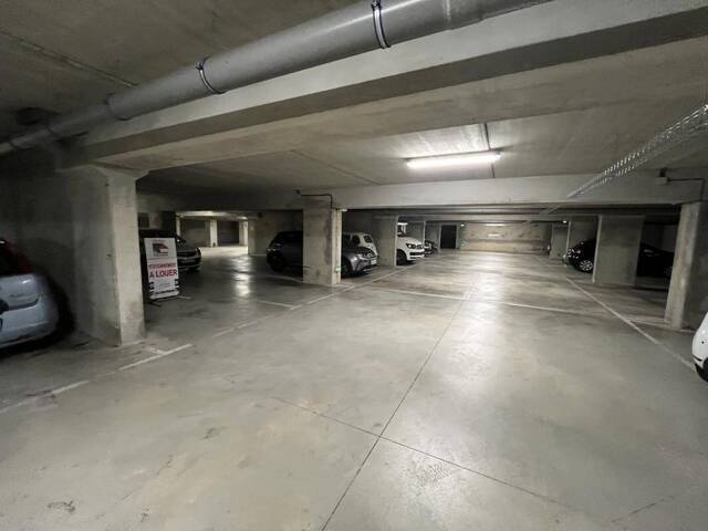 Location parking/garage parking couvert à Onet-le-Château (12850)
