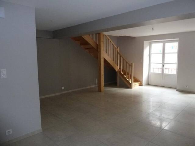 Vente Appartement duplex/triplex 4 pièces 116 m² Marvejols (48100)