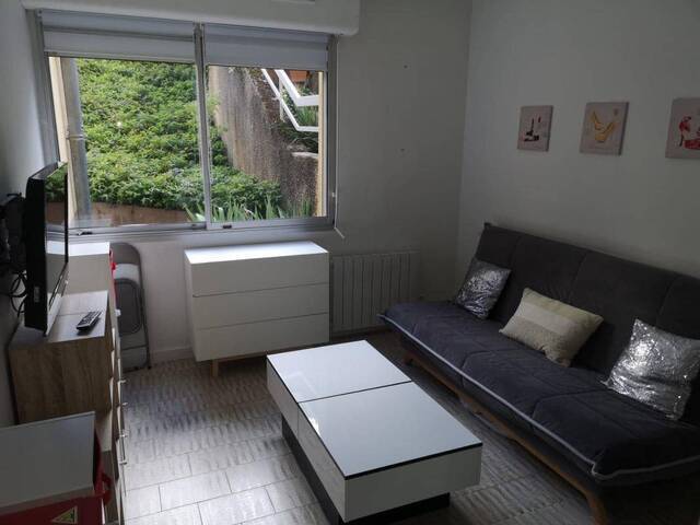 Location appartement studio 1 pièce 16 m² à Rodez (12000)