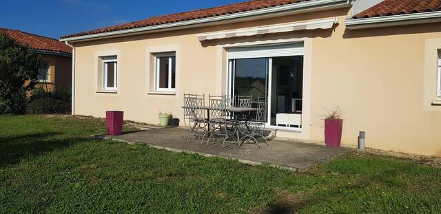 Location maison récente 4 pièces 79 m² à Villefranche-de-Rouergue (12200)