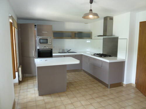 Location appartement t3 45 m² à Chanac (48230)