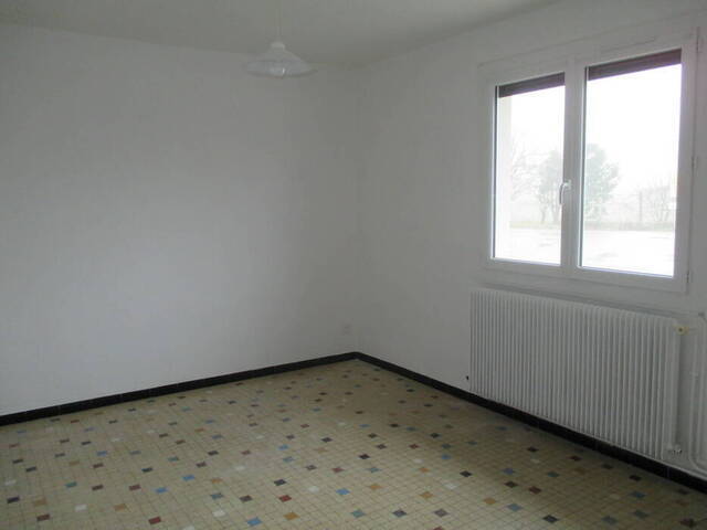Location appartement t3 70 m² à La Fouillade (12270)