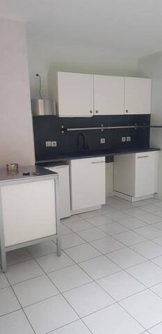 Location appartement t1 bis 2 pièces 36 m² à Villefranche-de-Rouergue (12200)