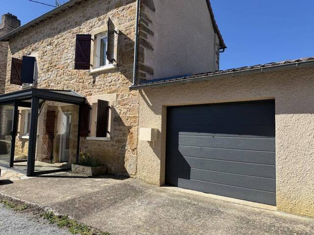 Location appartement t3 56 m² à Savignac (12200)