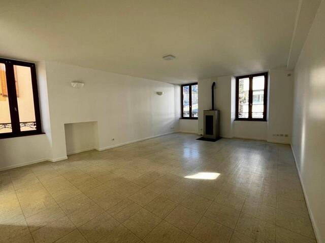 Location appartement t4 91 m² à Mende (48000)