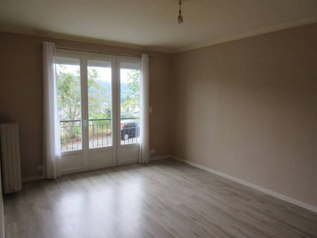 Location appartement t2 53 m² à Le Monastère (12000)