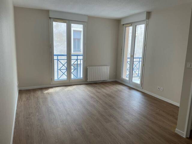 Location appartement t1 bis 2 pièces 36 m² à Rodez (12000)