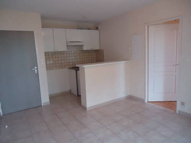 Location appartement t1 bis 2 pièces 30 m² à Rodez (12000)