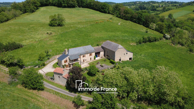 Vente maison corps de ferme 4 pièces 102 m² à Lunac (12270)