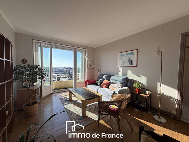 Vente appartement 4 pièces 75.79 m² à Rodez (12000)