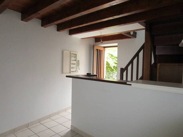Location appartement t1 bis 2 pièces 26 m² à Rodez (12000)