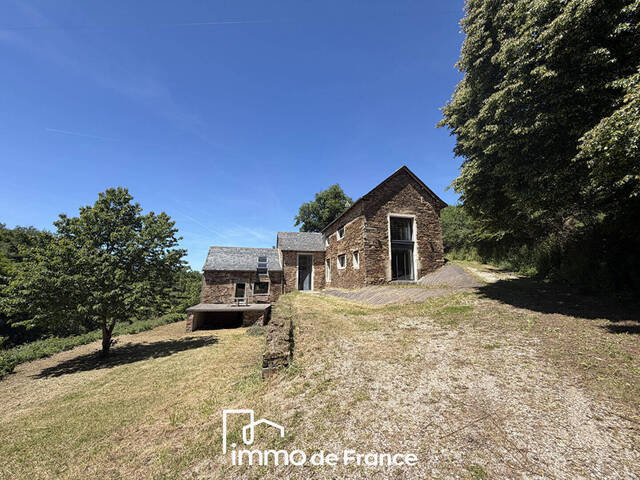 Vente maison 8 pièces 236 m² à Quins (12800)