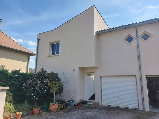 Vente Appartement t3 70 m² Villefranche-de-Rouergue (12200)