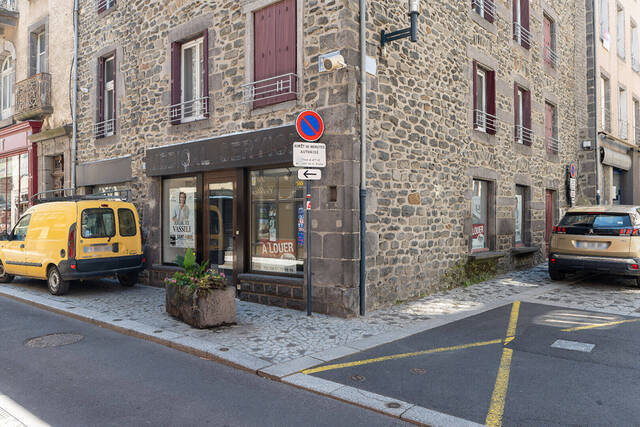 Location Local commercial Saint-Flour 15100