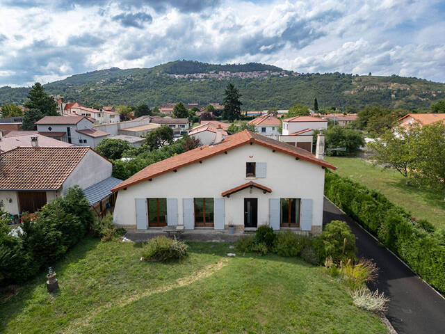 Vente Maison villa 6 pièces Vic-le-Comte 63270