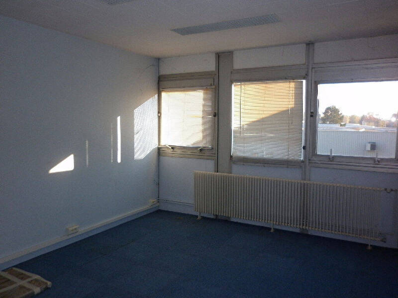 Rent professional premises bureau / local professionnel in Châtenoy-le-Royal 71880 500 €