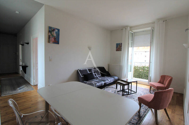 Rent apartment appartement 3 rooms 66 m² in Dijon 21000 - 988 €