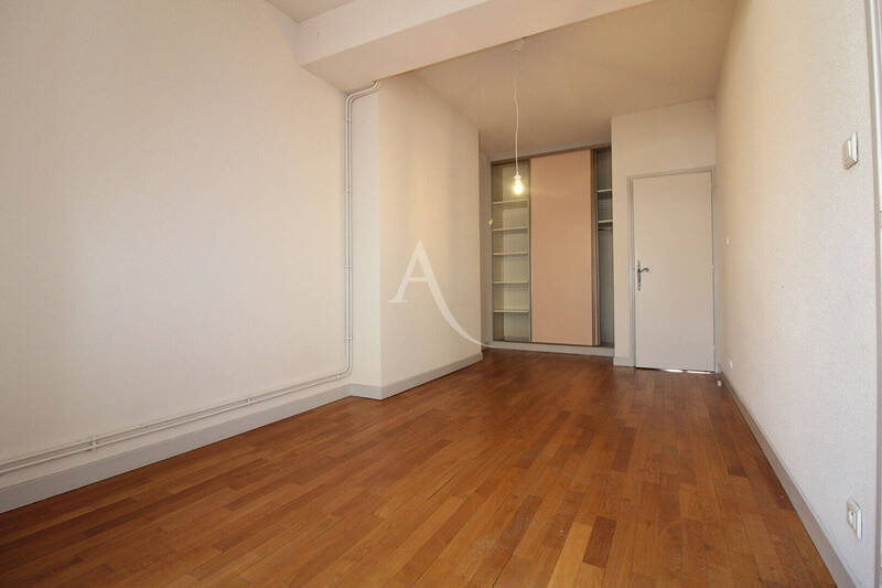 Location appartement 3 pièces 68 m² à Chalon-sur-Saône 71100 - 685 €