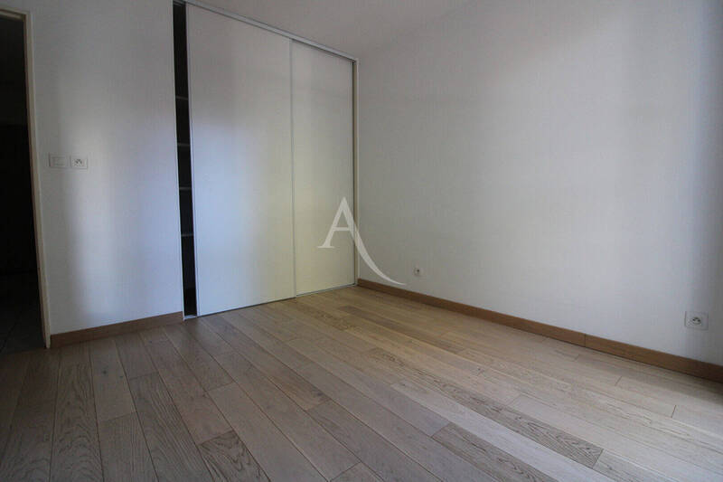 Location appartement 2 pièces 43 m² à Chalon-sur-Saône 71100 - 595 €